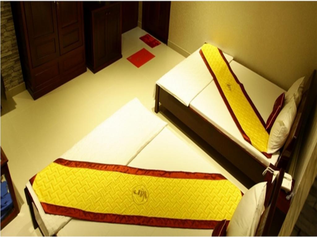 Minh Kieu Hotel My Tho Exterior photo